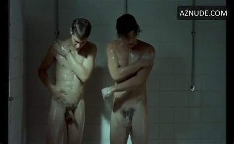 Johan Libereau Penis Shirtless Scene In Cold Showers