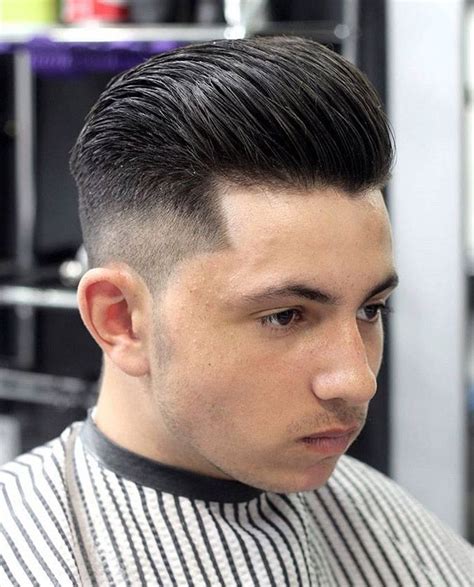 With a clean shaved face and proper spikes, this hairstyle makes you look decent and presentable. Pin on Haircuts for Guys With Round Faces