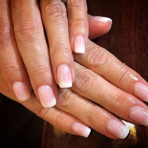 Get The Perfect Pink And White Ombre Dip Nails Learn How To Diy