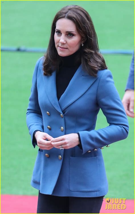But we kept digging, and suddenly we remembered: Pregnant Kate Middleton Makes Surprise Appearance at Coach ...