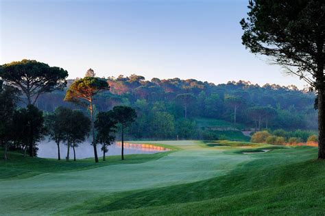 Expert guide to the best (and most beautiful) golf courses in Europe. Golf courses with ...