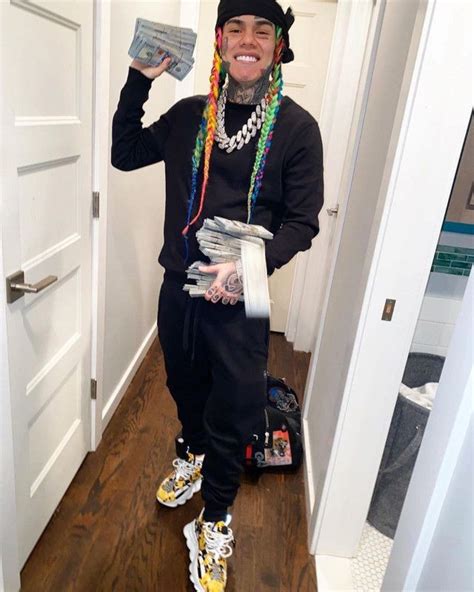6ix9ine Outfit From May 9 2020 WHATS ON THE STAR Rapper Style