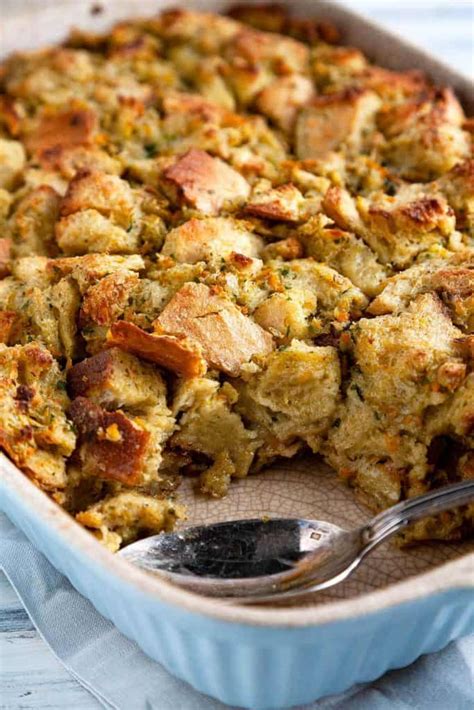 the best traditional thanksgiving classic stuffing recipe foodtasia