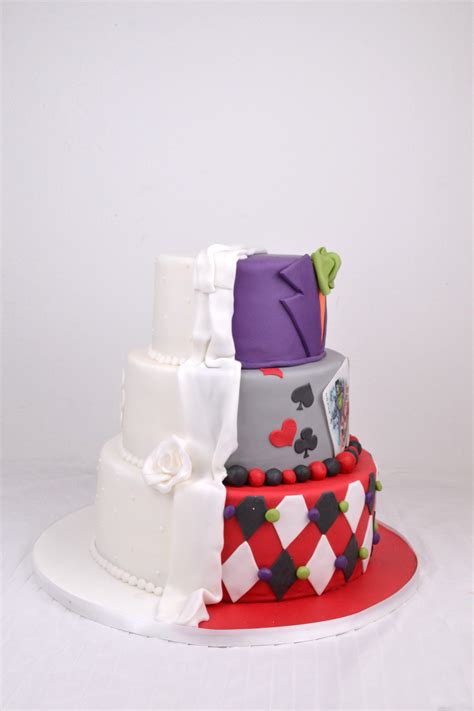 Hochzeitstorte Weiss Joker Harlequin Wedding Cake Joker Cake Cool