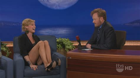 Nackte Julie Bowen In Conan