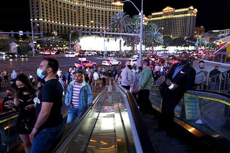 Vegas Hitting Jackpot As Pandemic Weary Visitors Crowd Back Las Vegas