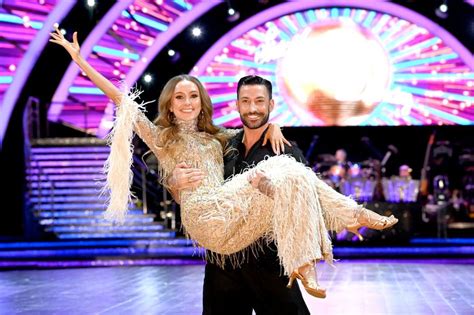 Strictly Come Dancing 2022 Final Contestant Confirmed As Countryfiles Helen Skelton