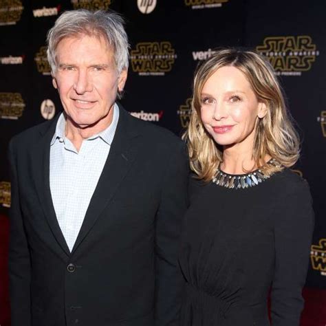 Harrison Ford og Calista Flockhart hjælper søn med at flytte ind på