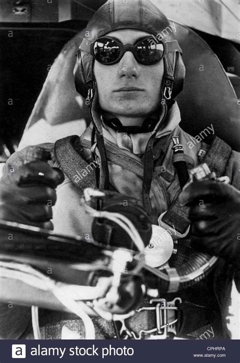 German Pilot 1941 Wwii Fighters Luftwaffe Pilot Luftwaffe