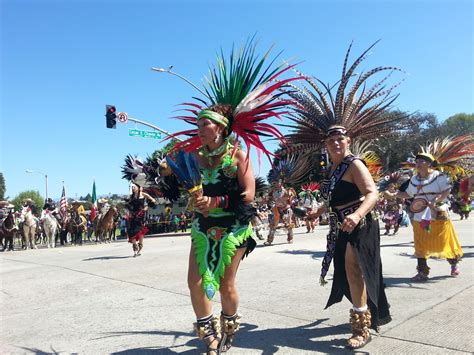 La Diversidad Cultural Mexicana Afloró En El Desfile Del Este De Los