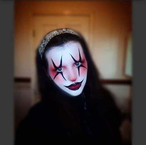 scary clown makeup looks for halloween 2020 the glossychic scary clown makeup clown makeup