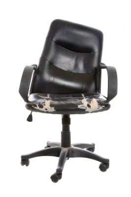 Office chairs use a pneumatic cylinder that controls the height of the chair through pressurized air. How to find the best office chair repair - TopsDecor.com