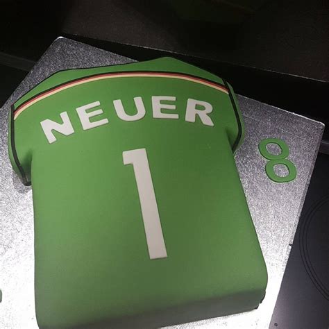 Zur suche zum user menu zum hauptmenu / rezepte zum hauptmenu. Trikot Torte Manuel Neuer | Kindergeburtstag, Neue wege ...
