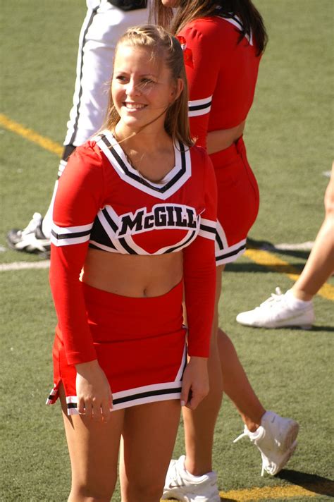 College Cheerleaders Mcgill Redmen Montreal 11 Septembe Flickr