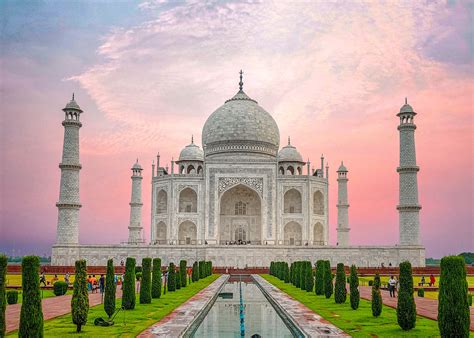 Taj Mahal Agra Interesting Facts Stories And Circumstances