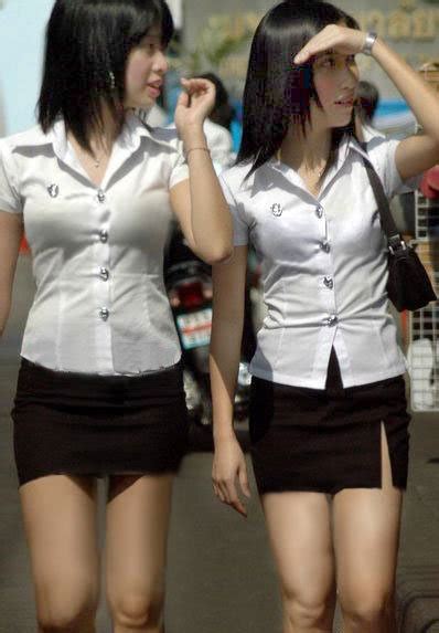 タイの女子大生の制服がセクシーすぎると話題にw 話題の画像プラス