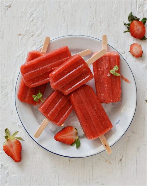 Paletas De Fresa Lim N Y Yerbabuena Bizcochos Y Sancochos