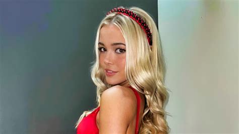 Lsu Gymnast Olivia Dunne Stuns In Christmas Outfit On Instagram