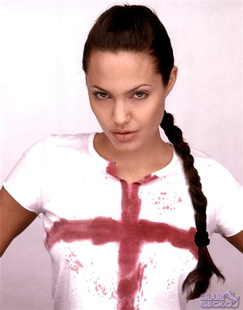Tomb Raider Photoshoot Angelina Jolie As Lara Croft Female Ass Kickers Photo 43199766 Fanpop