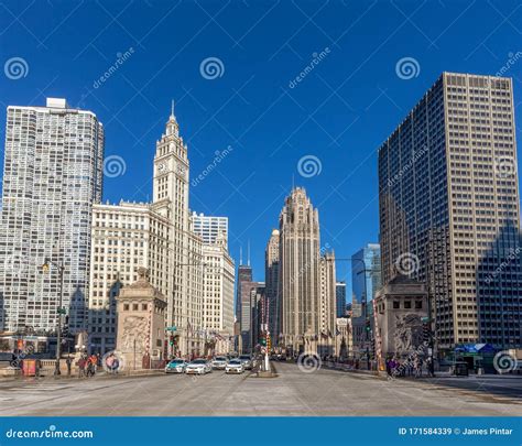 Michigan Avenue In Chicago Street Level View Editorial Stock Image
