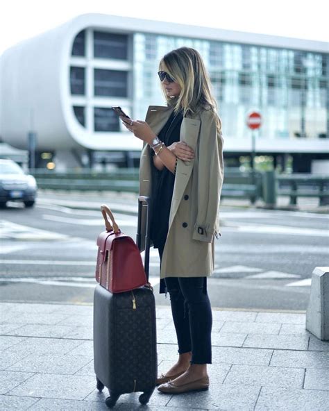 20 Lovely Womens Travel Outfits Ideas To Try Asap Perfect Travel