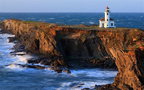 The Rocky Ledge Lighthouse Full Hd Wallpaper And Background Image