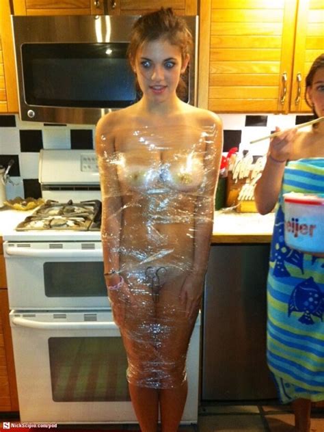 nude babe in cling wrap socoo