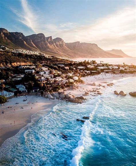 Top 5 Reasons Why Cape Town Should Be At The Top Of Your Travel Bucket