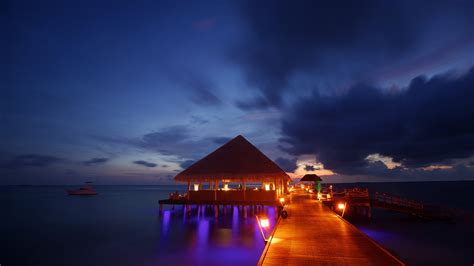 Tapety 2560x1440 Px Plaża Bungalow światła Malediwy Noc Ocean