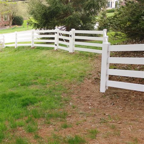 Durables 4 Rail Vinyl Ranch Rail Horse Fence With 8 Posts Gray