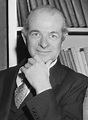 Portrait of Linus Pauling. 1950. (Large Version) - Pictures and ...