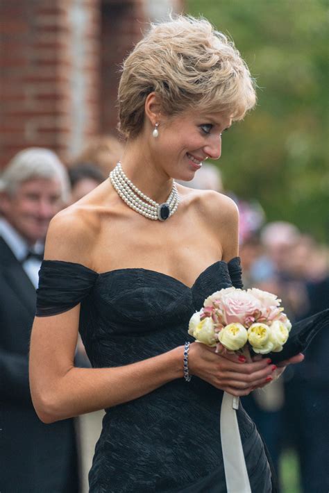 ‘the Crown’ Recreates Princess Diana Revenge Dress Netflix Tudum