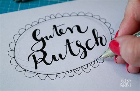 Themen neu1 und themen aktuell /kursbuch und arbeitsbuch zusätzliche online übungen: Ein einfaches Handlettering entwerfen für Anfänger ohne Brush Pen | Handlettering, Lettering ...