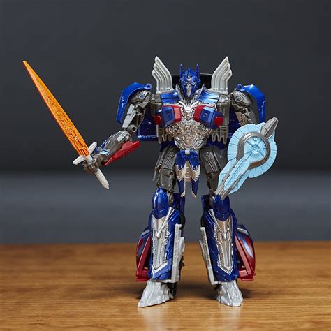 Transformers The Last Knight Voyager Class Optimus Prime Official