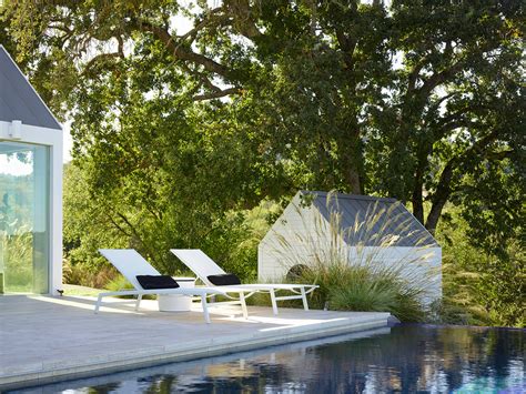 Poolside Lounging Farmhouse Pool San Francisco By Terra Ferma Landscapes Houzz