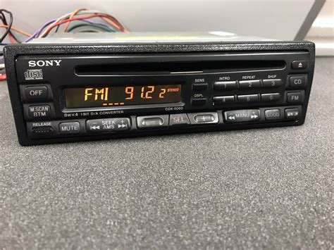 Old Sony Car Radio Stereo Cd Player Model Cdx 5060 Retro 90s Vintage