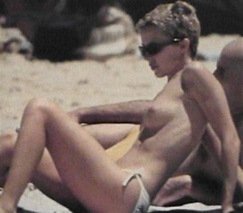 Kylie Minogue schämt sich nicht für ihre Sexualität Nacktefoto