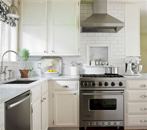 Check spelling or type a new query. 25+ Beautiful Small L-shaped White Kitchens Design And ...