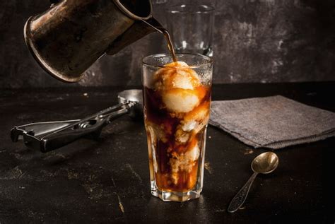 Affogato Coffee With Ice Cream Premium Photo