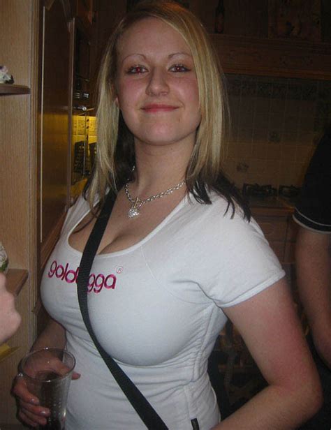 T Shirts And Boobs A Beautifull Combo Gallery Ebaums World