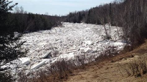 Nb Officials Warn Of More Flooding Due To 35 Km Long Ice Mass Cbc News