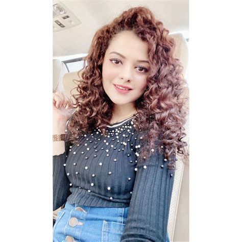 5 Most Sexiest Looks Of Palak Muchhal Iwmbuzz