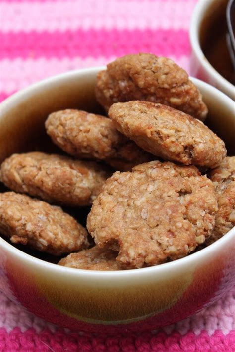 There are several vegetarian dog treat recipes here, including: An Apple a Day Dog Treat - Made with whole-wheat flour, flour, cornmeal, apple, egg, vegetable ...