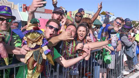 Krewe Of Wrecks Pensacola Beach Mardi Gras Parade Part 1
