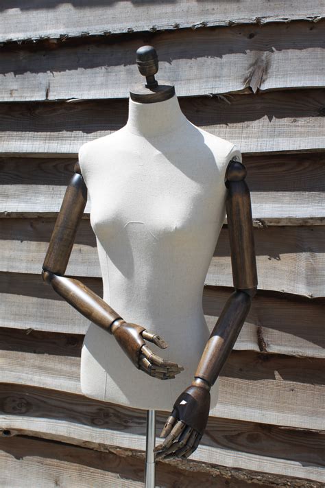 Vintage Art Female Mannequin Hire Sales Renovation And Recycling