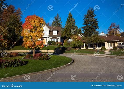 Autumn Time In Residential Neighborhood Stock Image Image Of Canada