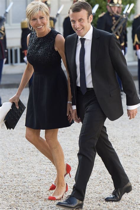 Age De La Femme A Macron - Emmanuel Macron : sa femme dit tout ! : Tops et flops : le meilleur (et