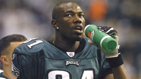 Ex Eagles Star Fires Back At Terrell Owens He Is Misremembering