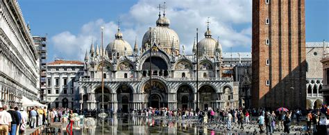 Visit St Marks Basilica In Venice Italy Tour Packages