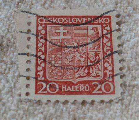 Czechosovlakia Ceskoslovensko 20 H Red Stamp With Vintage And Used By